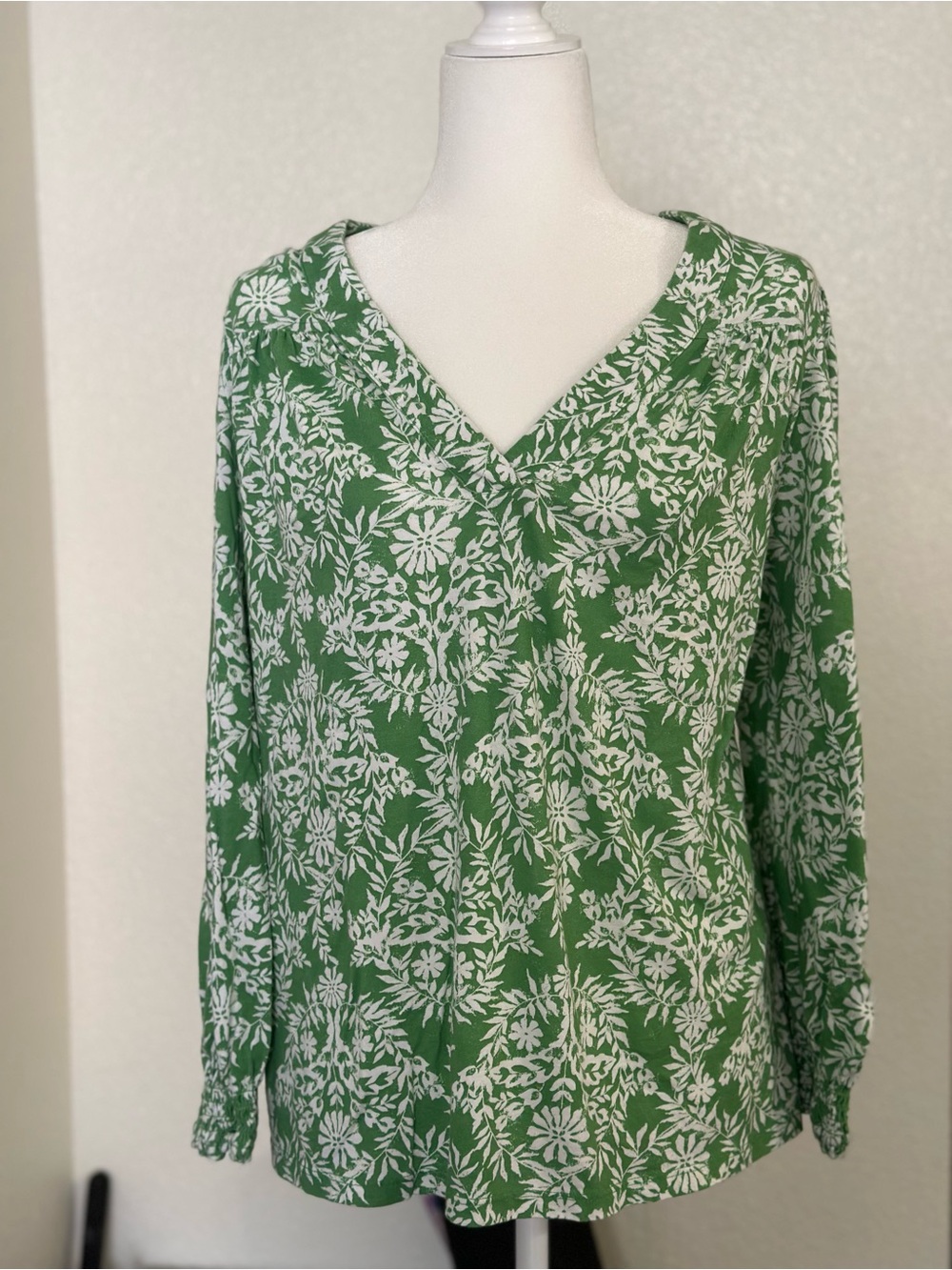 Green Floral V-Neck Women’s Blouse Dress